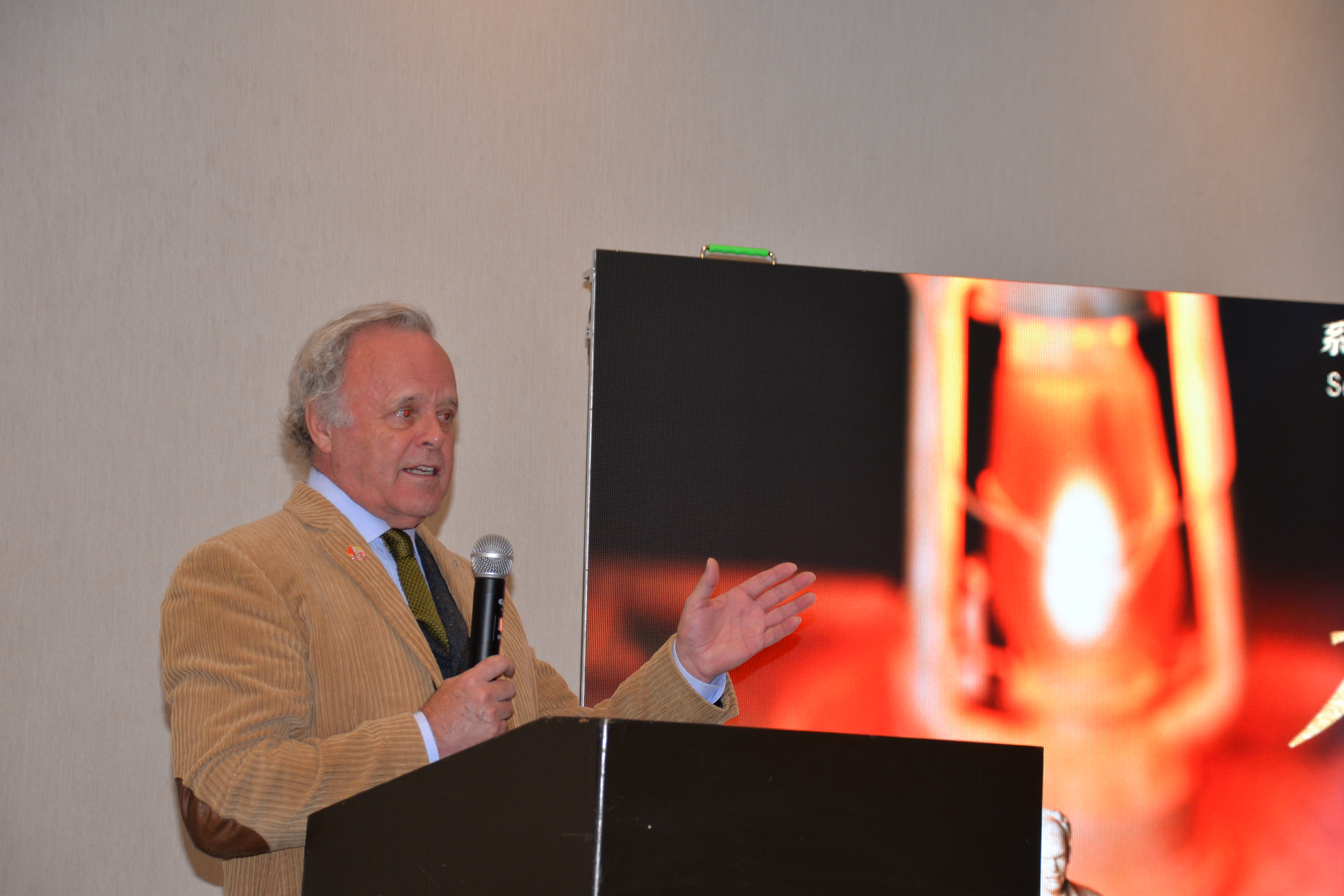 ��¼Ƭ������ļ���•����������������ǡ����ⲥ����ʽ��