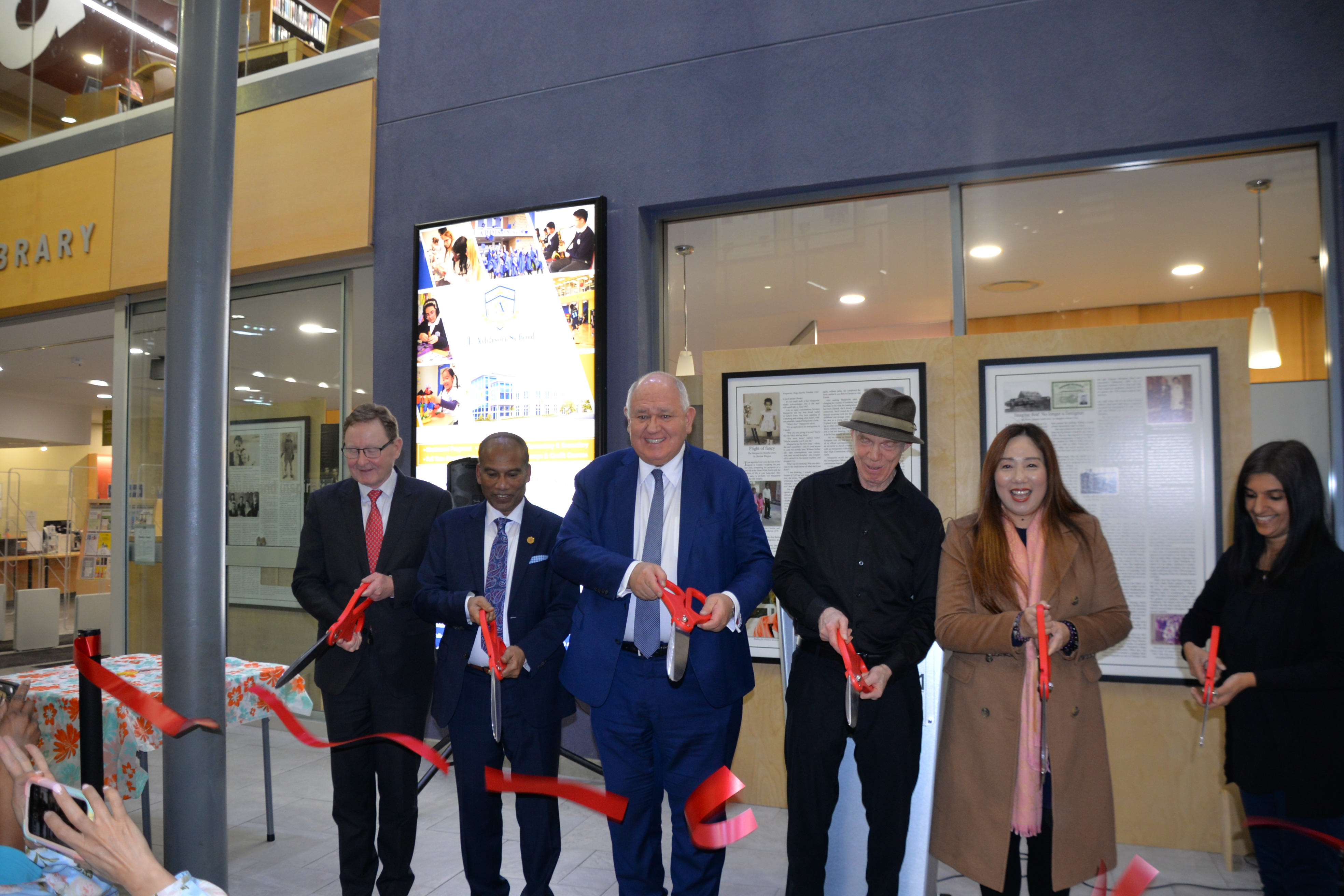 ���ô�����ģ�������չ�������ʢ��Ļ