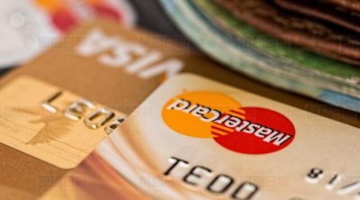 <b>���ô���Ƿծ����2.7�� ƽ����ծ��7��</b>