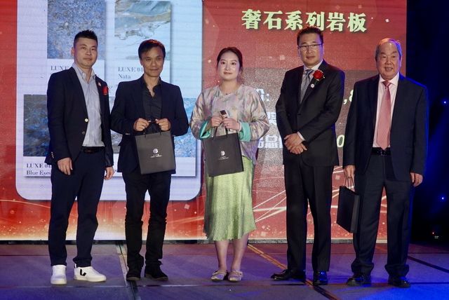 加中建筑协会九周年贝克洛之夜暨行业颁奖典礼盛大举行