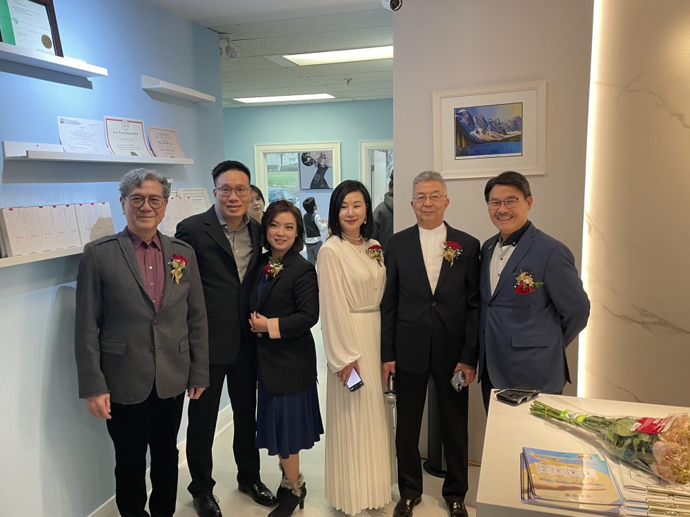 社区医疗服务四十载,开启品牌发展新篇章 ——爱群医疗中心盛大