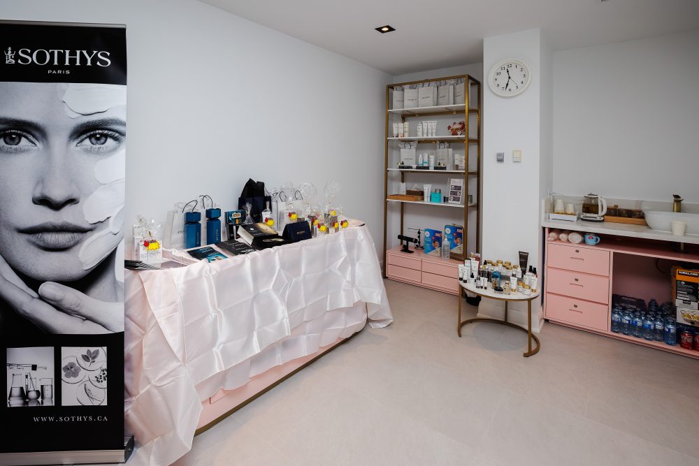 社区医疗服务四十载,开启品牌发展新篇章 ——爱群医疗中心盛大