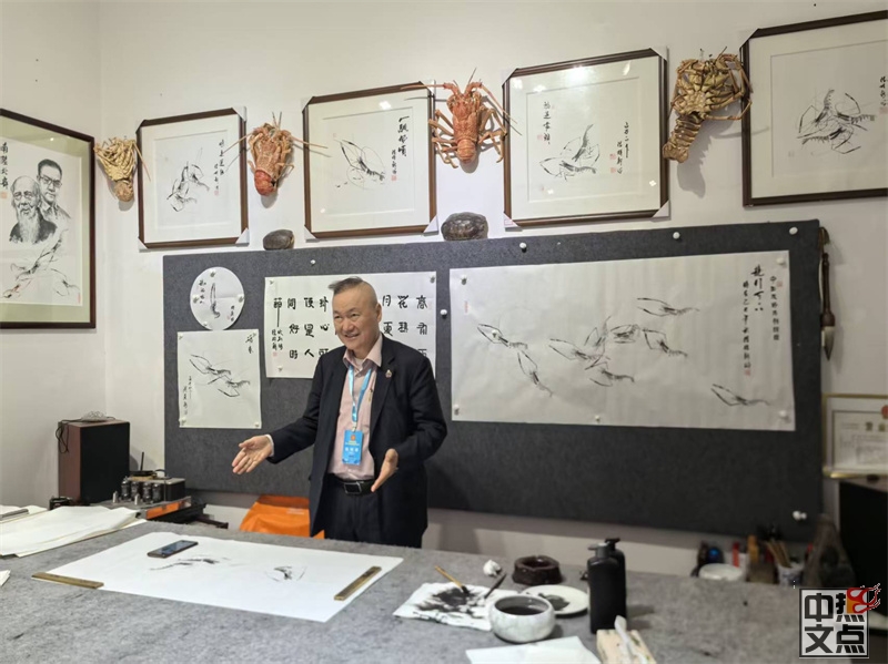 ½���۳�ϯ��ɽ�и��������߽�����Ⱦ���������������ϯ������