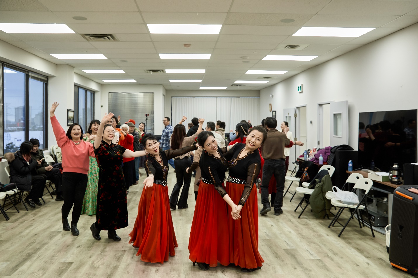 ӭ�¾��� �����³̡������ô��й�רҵ��ŮЭ��ӭ����������Բ��