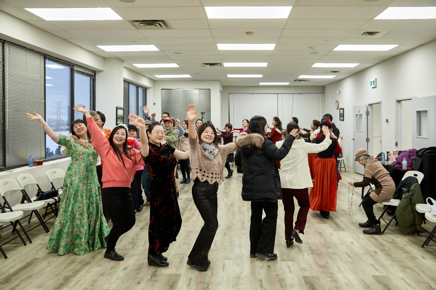 ӭ�¾��� �����³̡������ô��й�רҵ��ŮЭ��ӭ����������Բ��