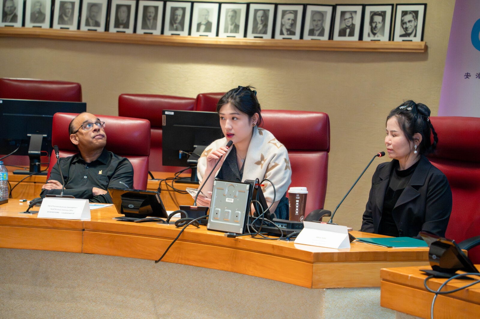 ���ô�������ҵ��Ѷ�����ɹ��ٰ� ȫ��λ������ҵ��չ