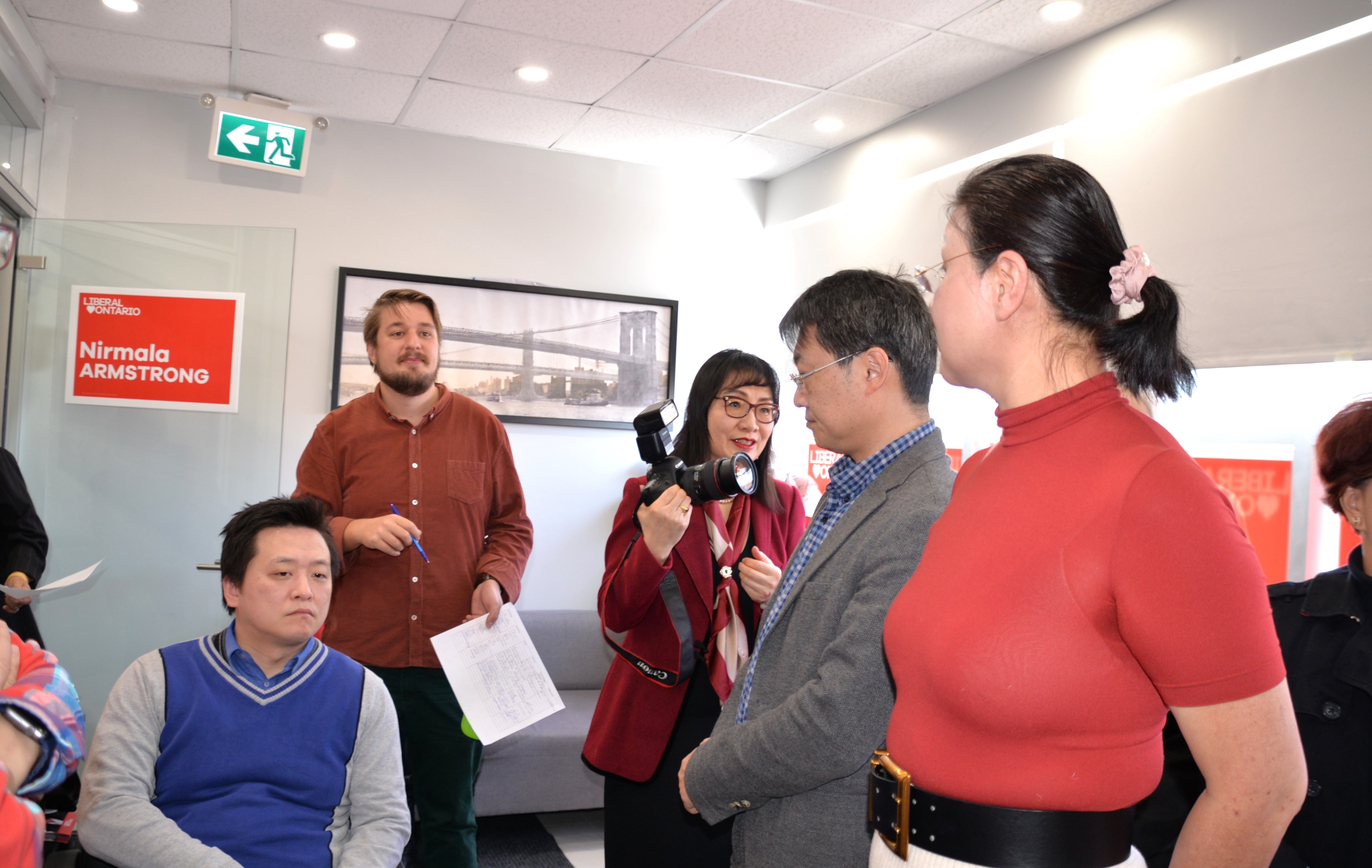 Nirmala  Armstrong  Ϊս