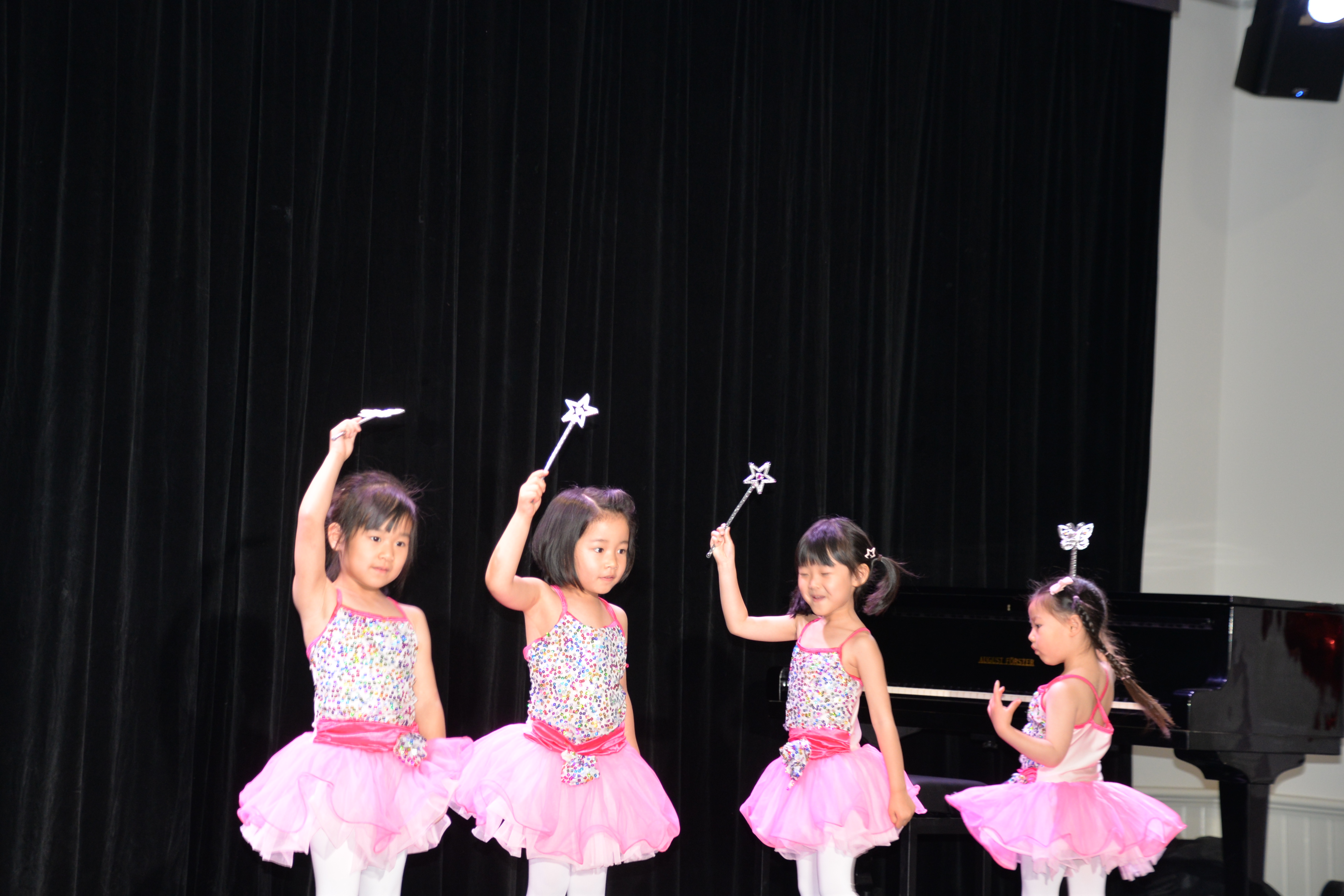 One Canada ԪĻˡɹٰ조AuroraᴫͳĻա