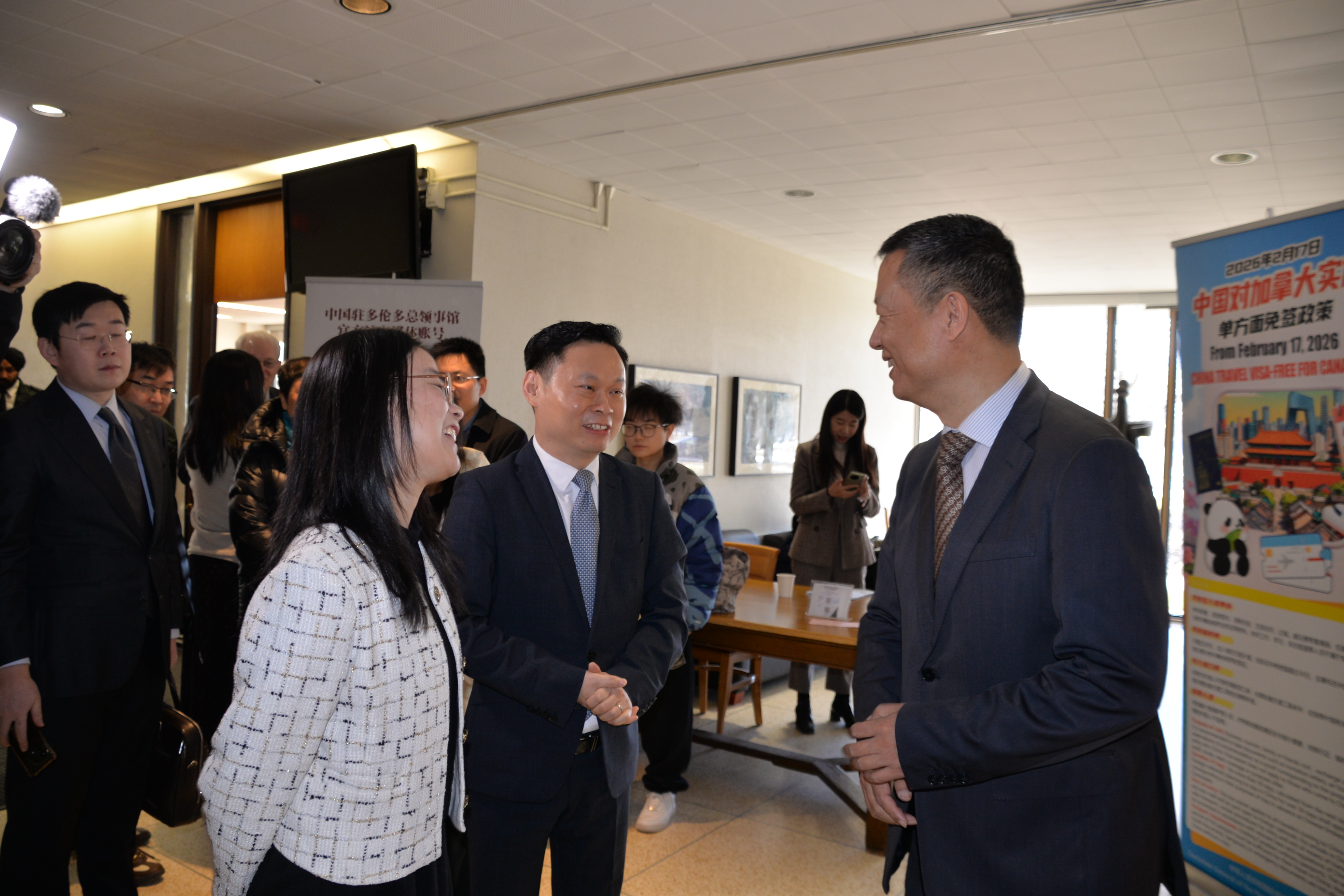 �й�פ���׶�����ݾٰ조������������ ���������й�����������