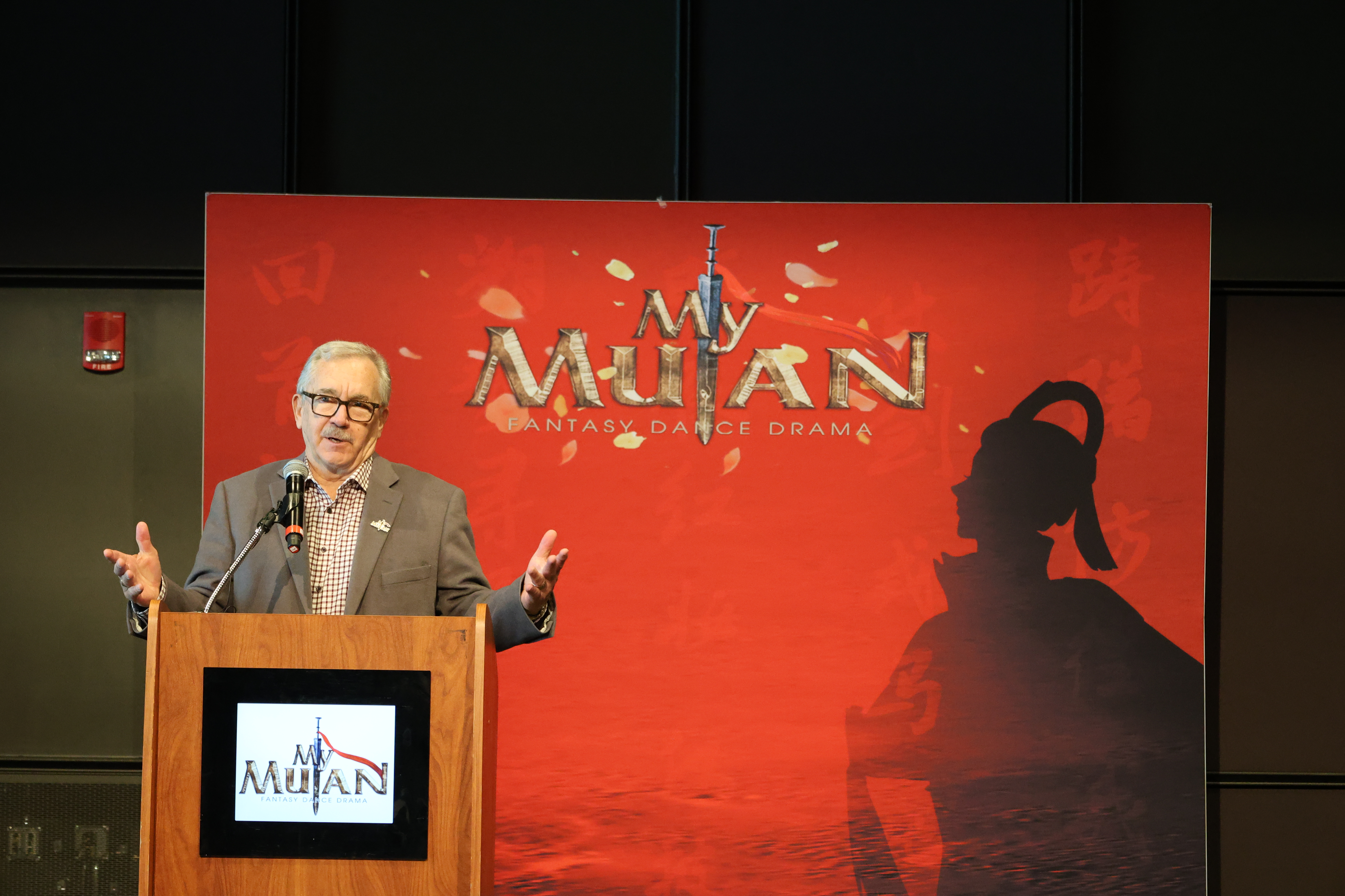 ��My Mulan���ڰ˼���������Niagara�ɹ��ٰ�,�����Ļ���Ŀ��չ��