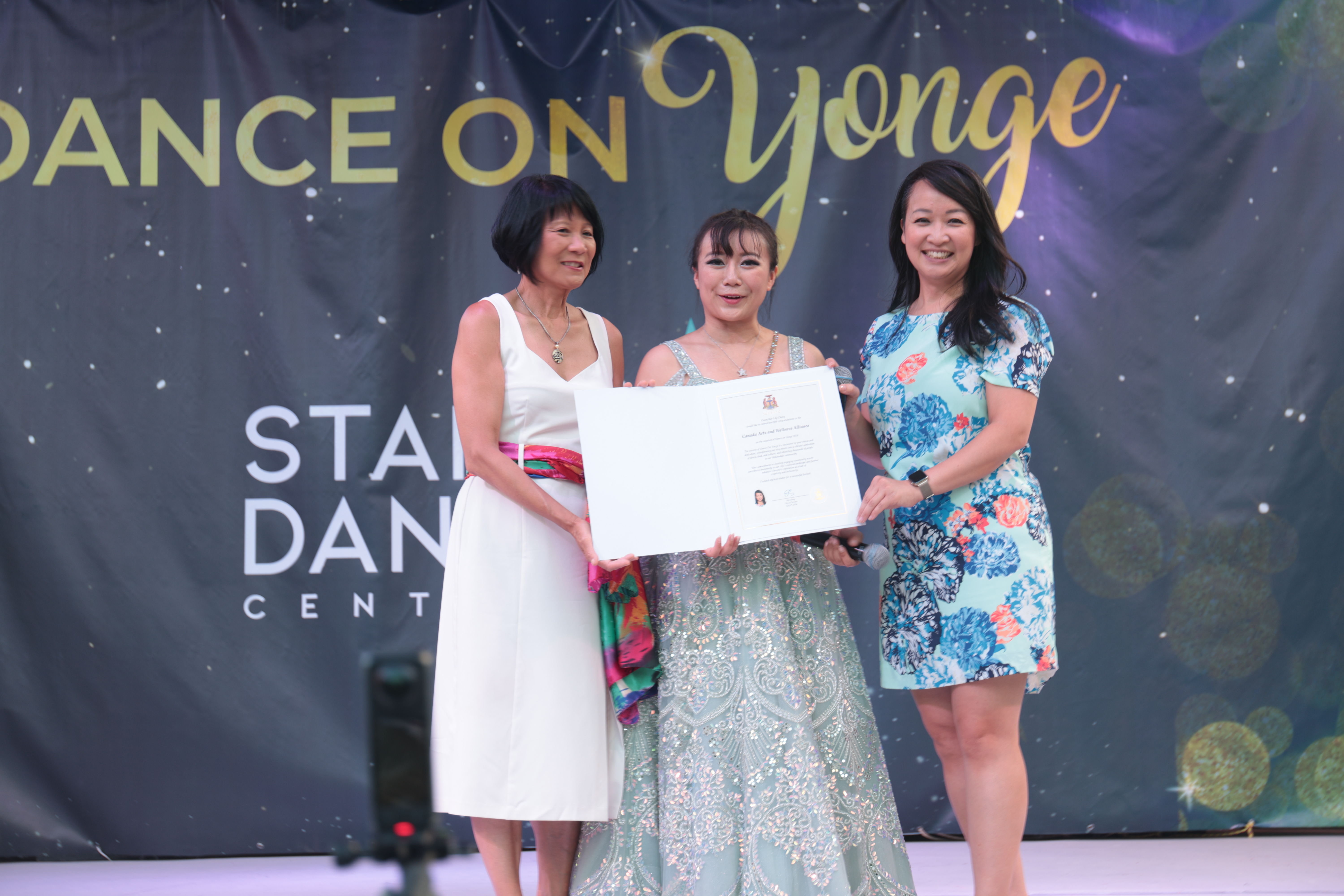 ��Լ�����������Ѽ��껪���ˣ�Dance on Yonge 2026ǿ�ƻع�