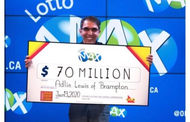 ������7000���Ԫ�Ĳ�Ʊ�󽱣���