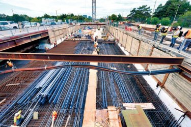 Eglinton ������ �깤�����ٴ��Ӻ�