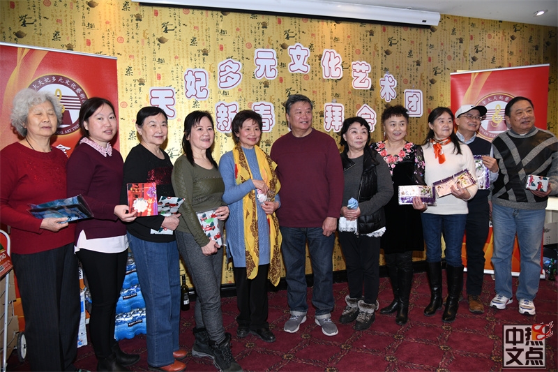 沐浴恩惠 载歌载舞颂妈祖 喜迎新春 欢声笑语在天妃