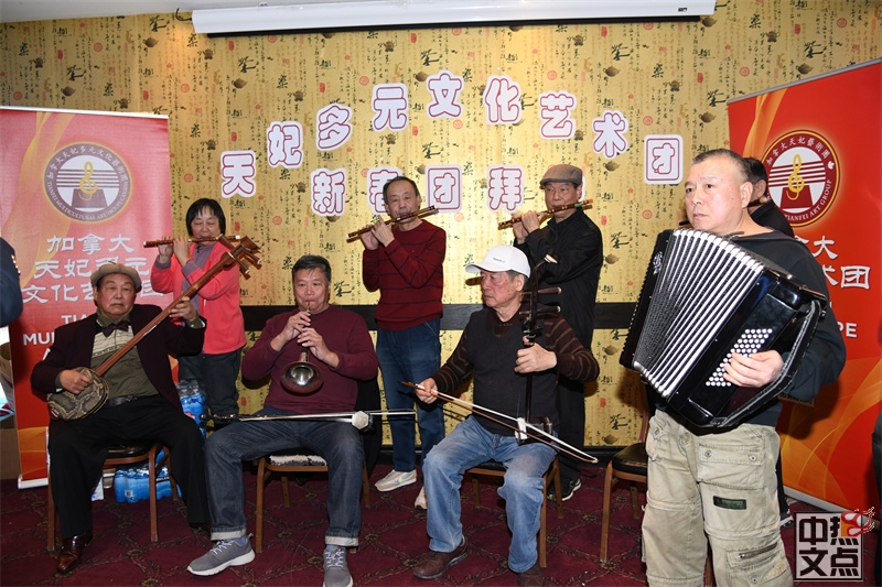 沐浴恩惠 载歌载舞颂妈祖 喜迎新春 欢声笑语在天妃