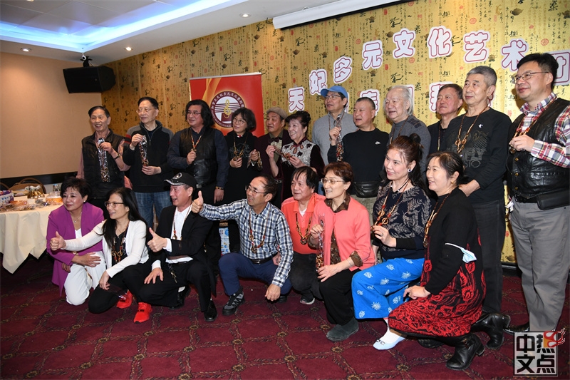 沐浴恩惠 载歌载舞颂妈祖 喜迎新春 欢声笑语在天妃