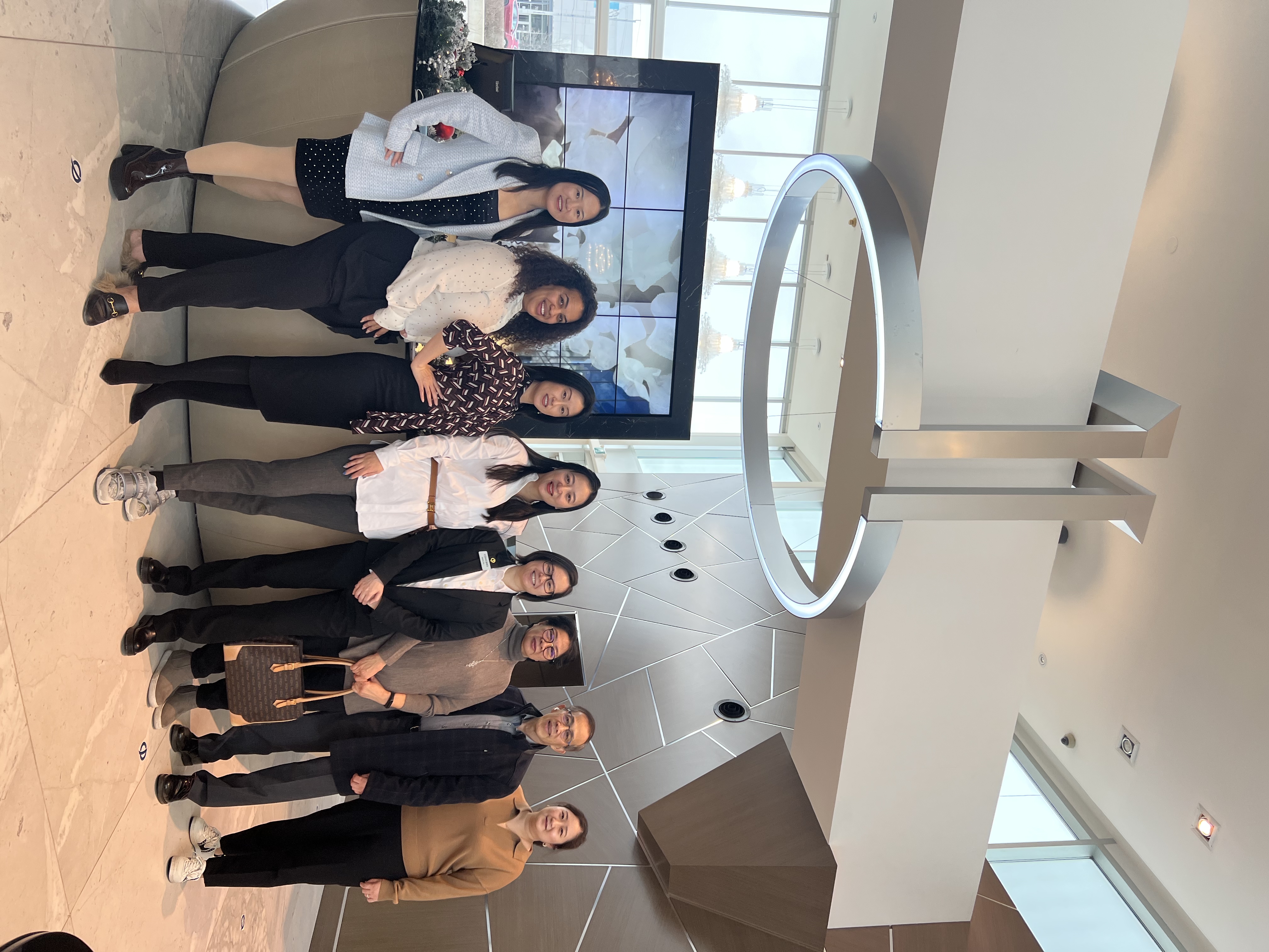 用热情与专业描绘美好的职业蓝图