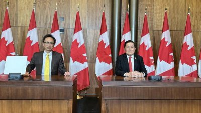 ���Ż���������̨100���� �������Ա�������ϵ�л������ʷ