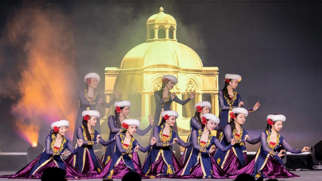 十载春华秋实,今朝景行泰然