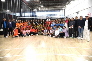 加拿大华人同乡会联合总会女子排球邀请赛圆满举行!