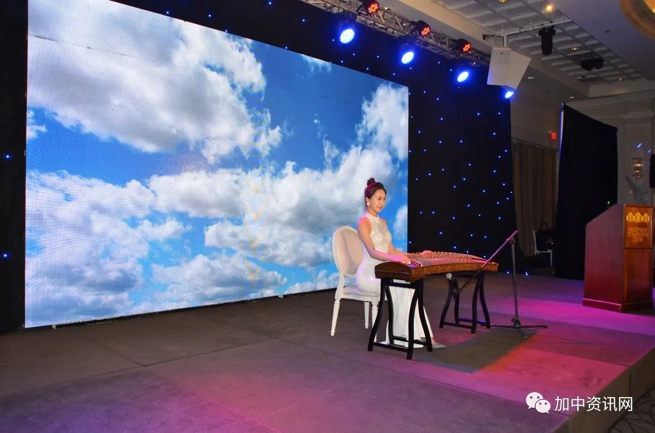 加拿大华人地产金融总商会2023慈善表彰新春晚宴隆重举行