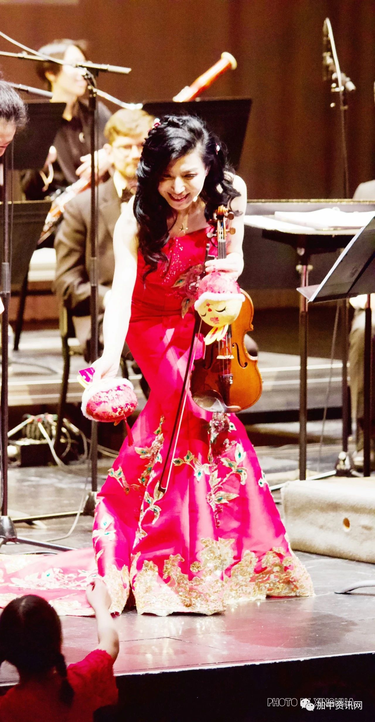 中西交融盼新生,世界名曲新春交响音乐会喜气洋洋