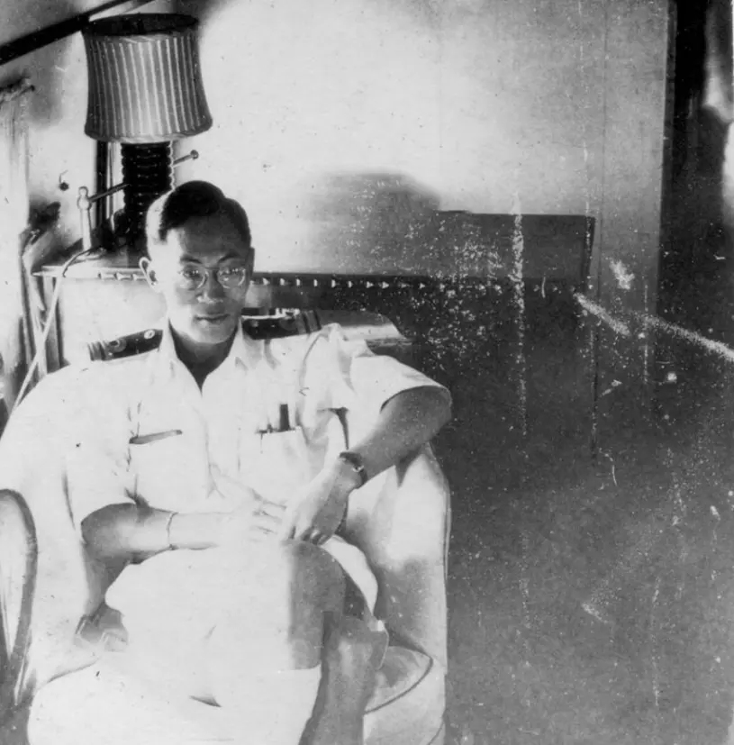 【排华法案百年专题】加拿大海军第一位华裔军官竟然产生在排华时