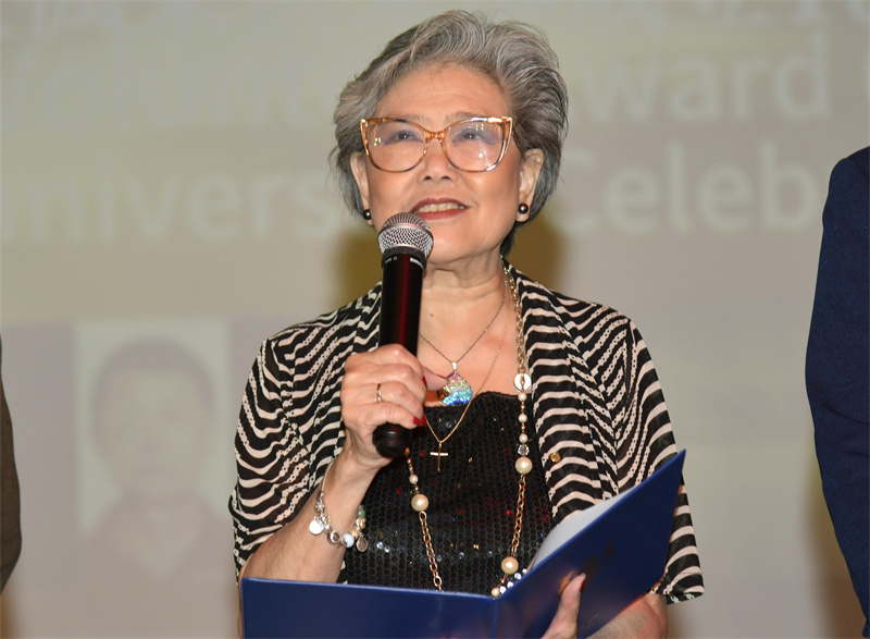 枫叶俱乐部举办居家养老项目义工颁奖暨俱乐部成立十五周年庆典