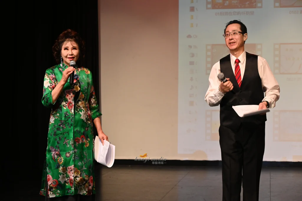 枫叶俱乐部举办居家养老项目义工颁奖暨俱乐部成立十五周年庆典