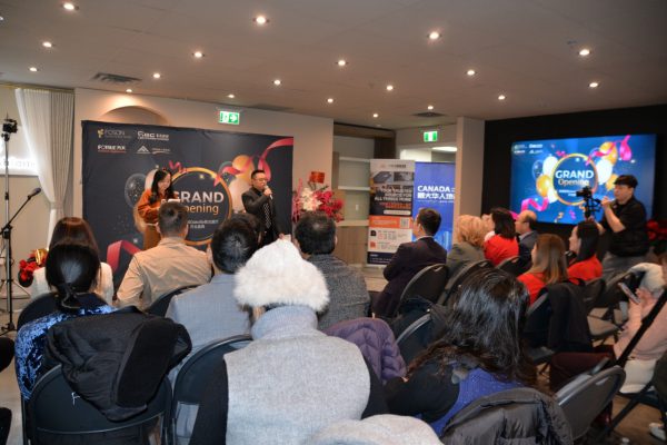 Oakville�Ҿ�����չ����ʽ��Ļ�����¶���Ҿӷ���ı߽�