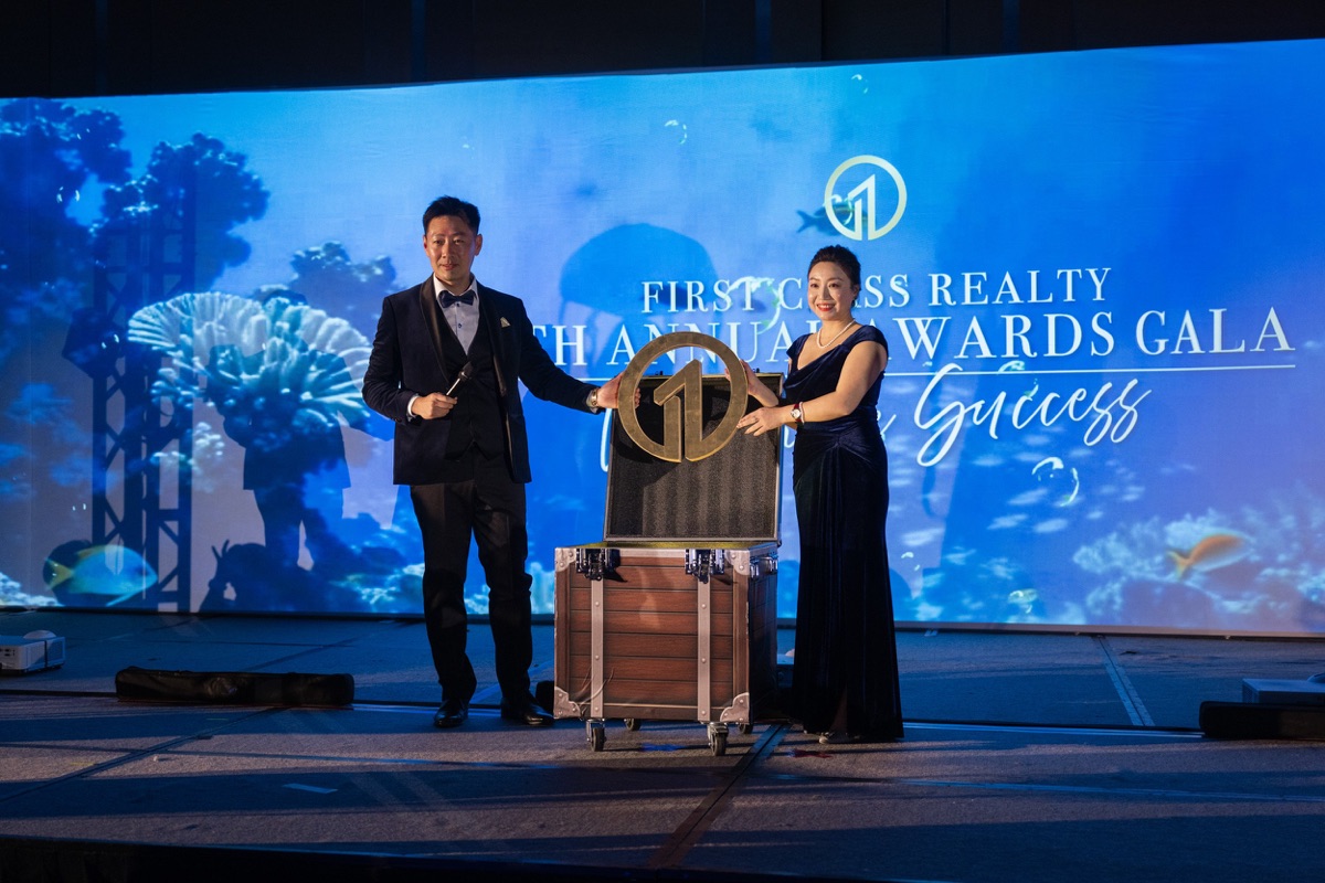 ��o���ŵ������������߰佱����¡�ؾ��У��������������ӽ�