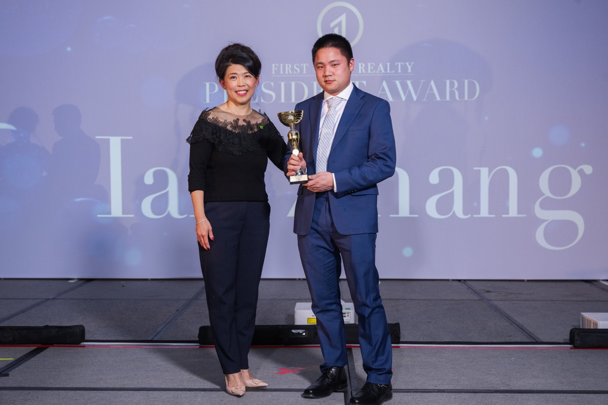 ��o���ŵ������������߰佱����¡�ؾ��У��������������ӽ�