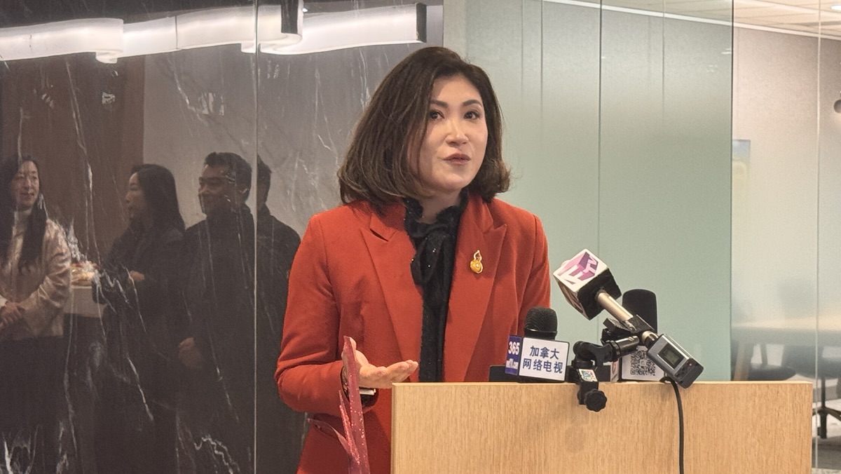 ���׶ഺ���̻����2��14-15���𺳿��� ����ζ�컨�塱�ع飡