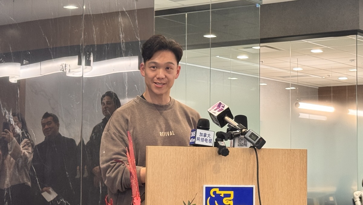 ���׶ഺ���̻����2��14-15���𺳿��� ����ζ�컨�塱�ع飡