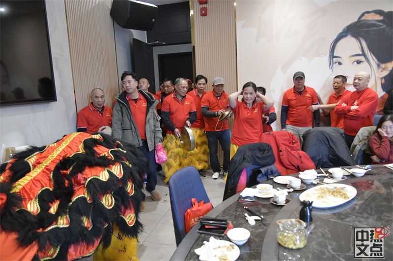 37�ط���ͬ�����������³�-���ۼ����ܲ�½����Яȫ��Ա��������