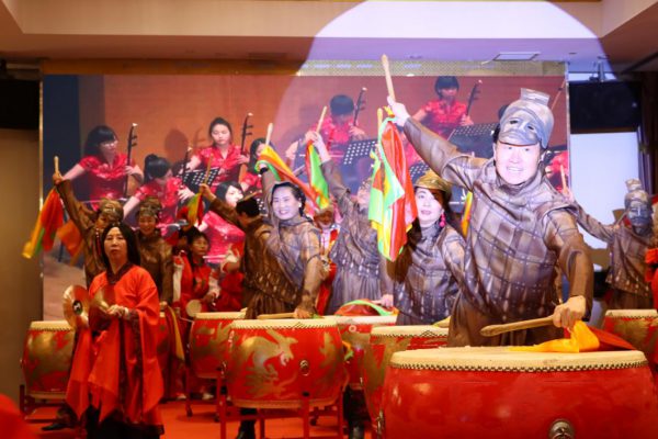 根在三秦·情满加国 — 加拿大陕西同乡会二十五周年庆典圆满举行