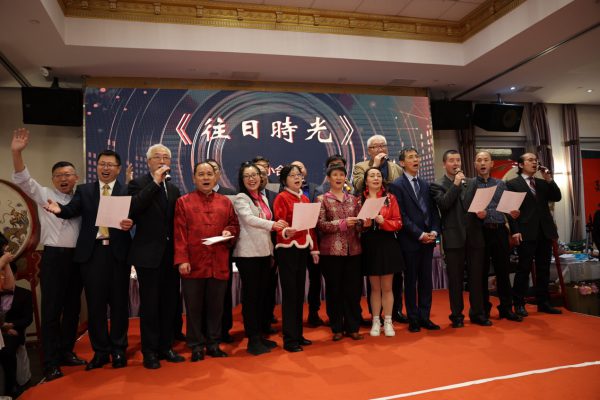 根在三秦·情满加国 — 加拿大陕西同乡会二十五周年庆典圆满举行