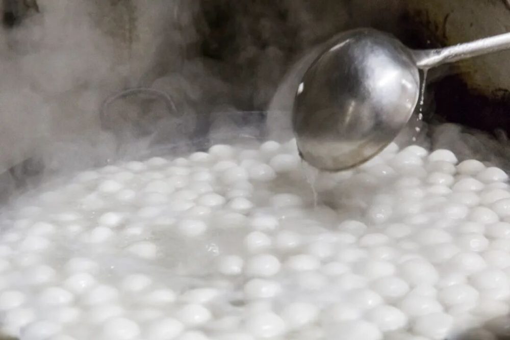 万灯映元宵 慈心暖人间|湛山精舍元宵节免费施汤圆送暖