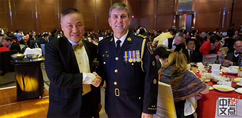 香港航空团荣誉少校陆炳雄三次获邀参与皮尔区警察局警察总长体验