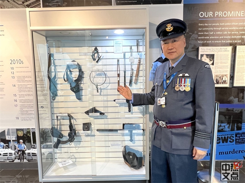香港航空团荣誉少校陆炳雄三次获邀参与皮尔区警察局警察总长体验