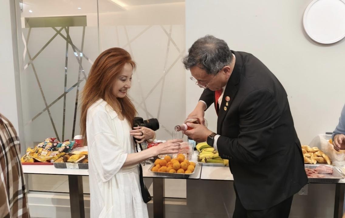 瑞邦倾情冠名第二届“花样年华”年会绽放巾帼芳华政商文艺界共襄