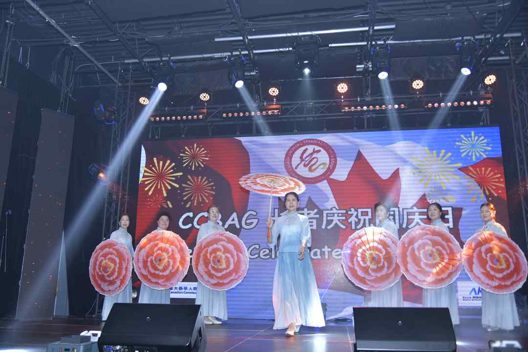 加拿大国庆日总理贺信致意 多伦多上演“跨代同台”共谱加拿大多